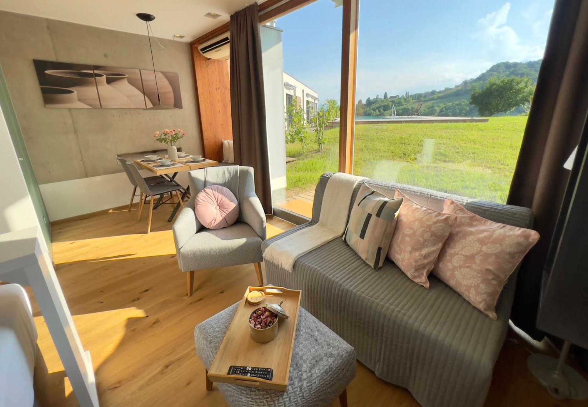 Hideaway An Der Weinstrasse - Pool & Sauna - Apartments Anderlage Spielfeld Eksteriør bilde