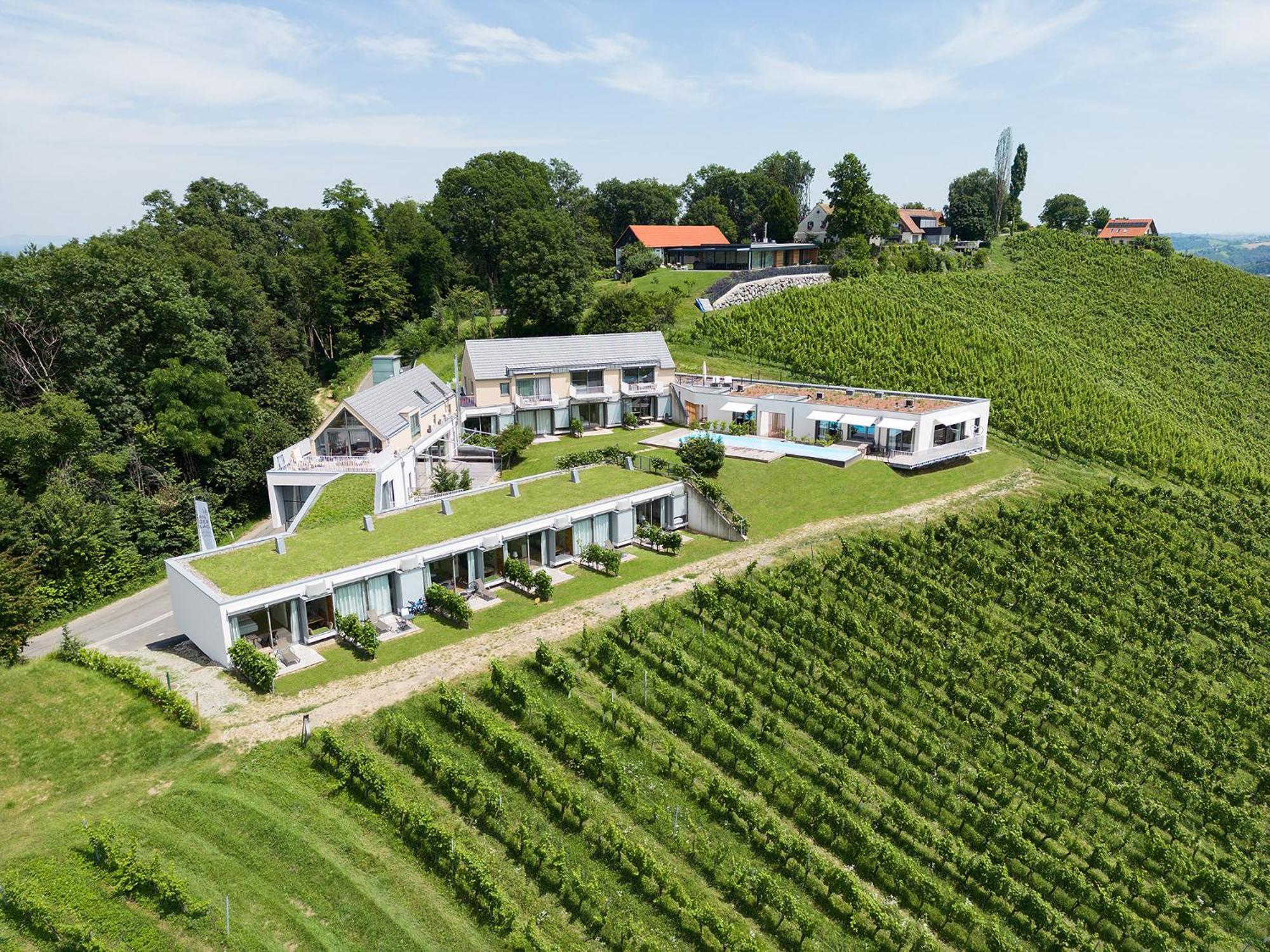 Hideaway An Der Weinstrasse - Pool & Sauna - Apartments Anderlage Spielfeld Eksteriør bilde