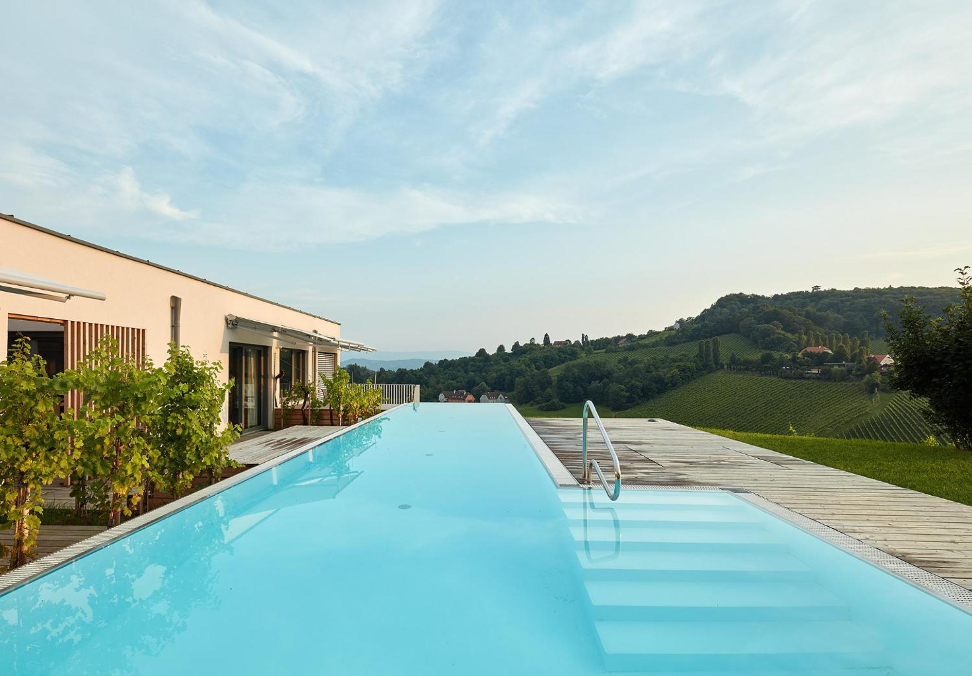 Hideaway An Der Weinstrasse - Pool & Sauna - Apartments Anderlage Spielfeld Eksteriør bilde