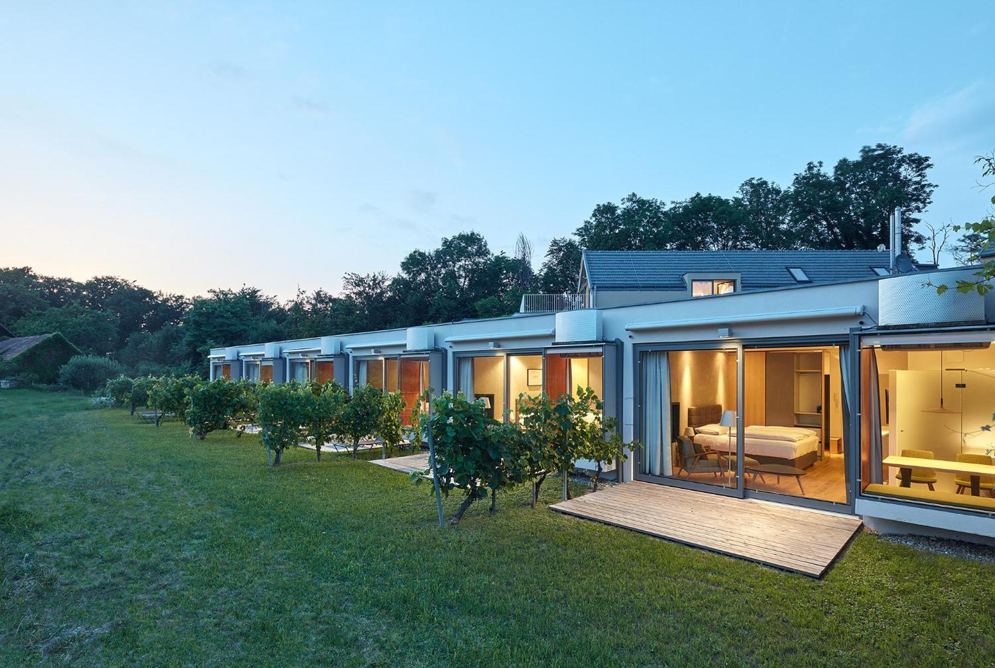 Hideaway An Der Weinstrasse - Pool & Sauna - Apartments Anderlage Spielfeld Eksteriør bilde