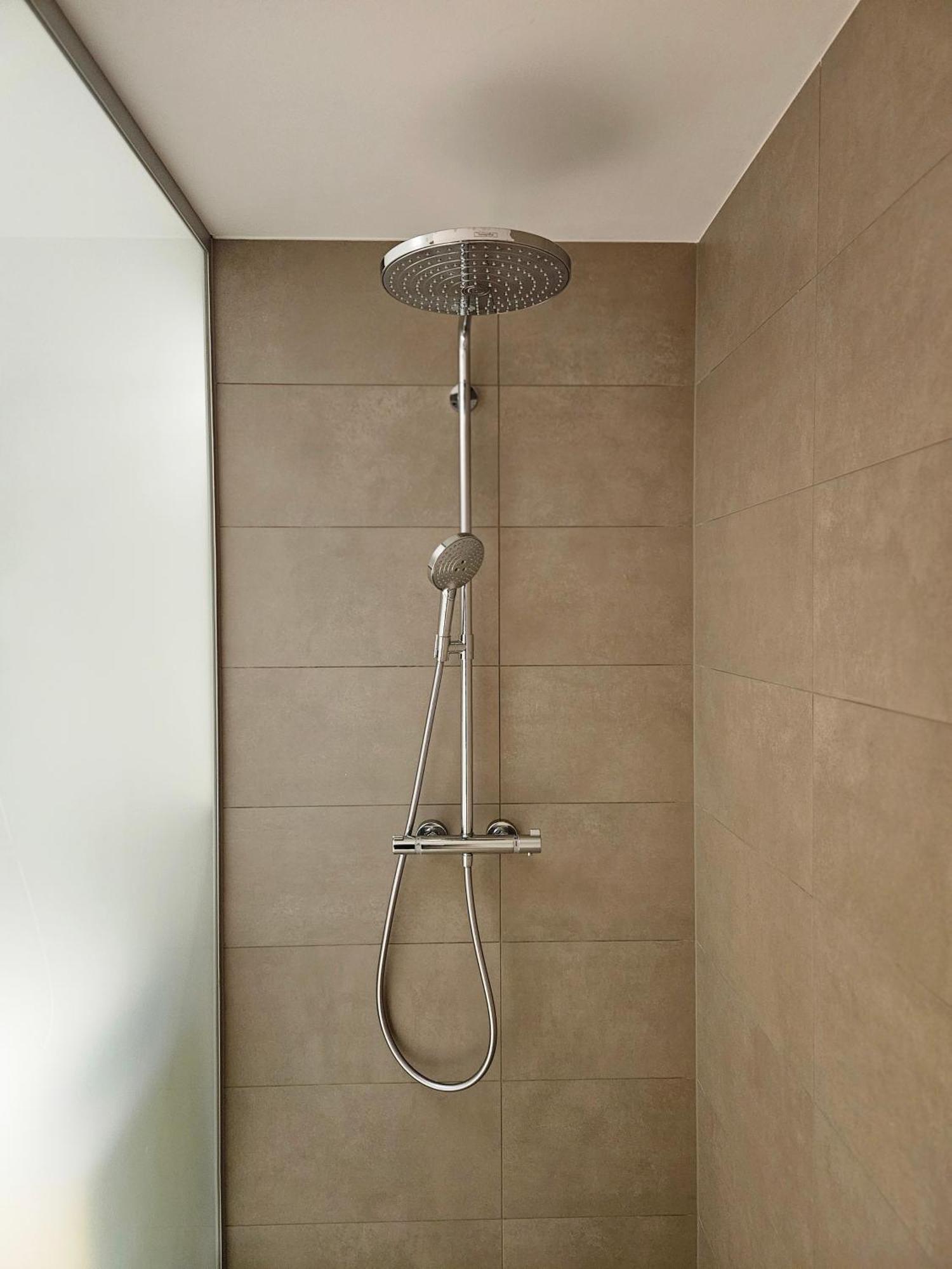 Hideaway An Der Weinstrasse - Pool & Sauna - Apartments Anderlage Spielfeld Rom bilde